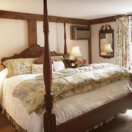Three Mountain Inn Jamaica Екстериор снимка