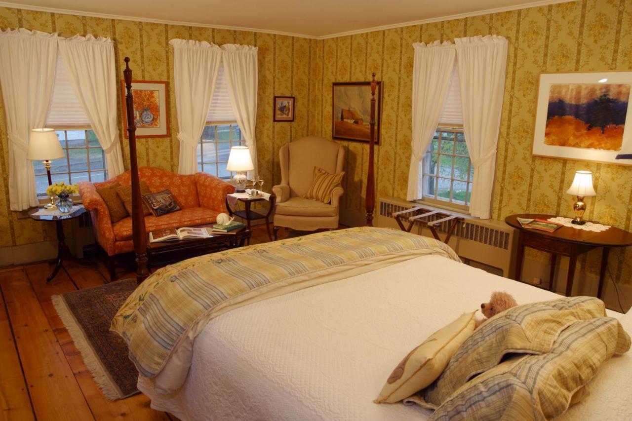 Three Mountain Inn Jamaica Екстериор снимка